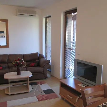 Apartment Alexander Services